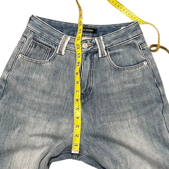 SG Studio Light Wash Wide Straight Leg Dad Jeans Size M - Picture 9 of 11